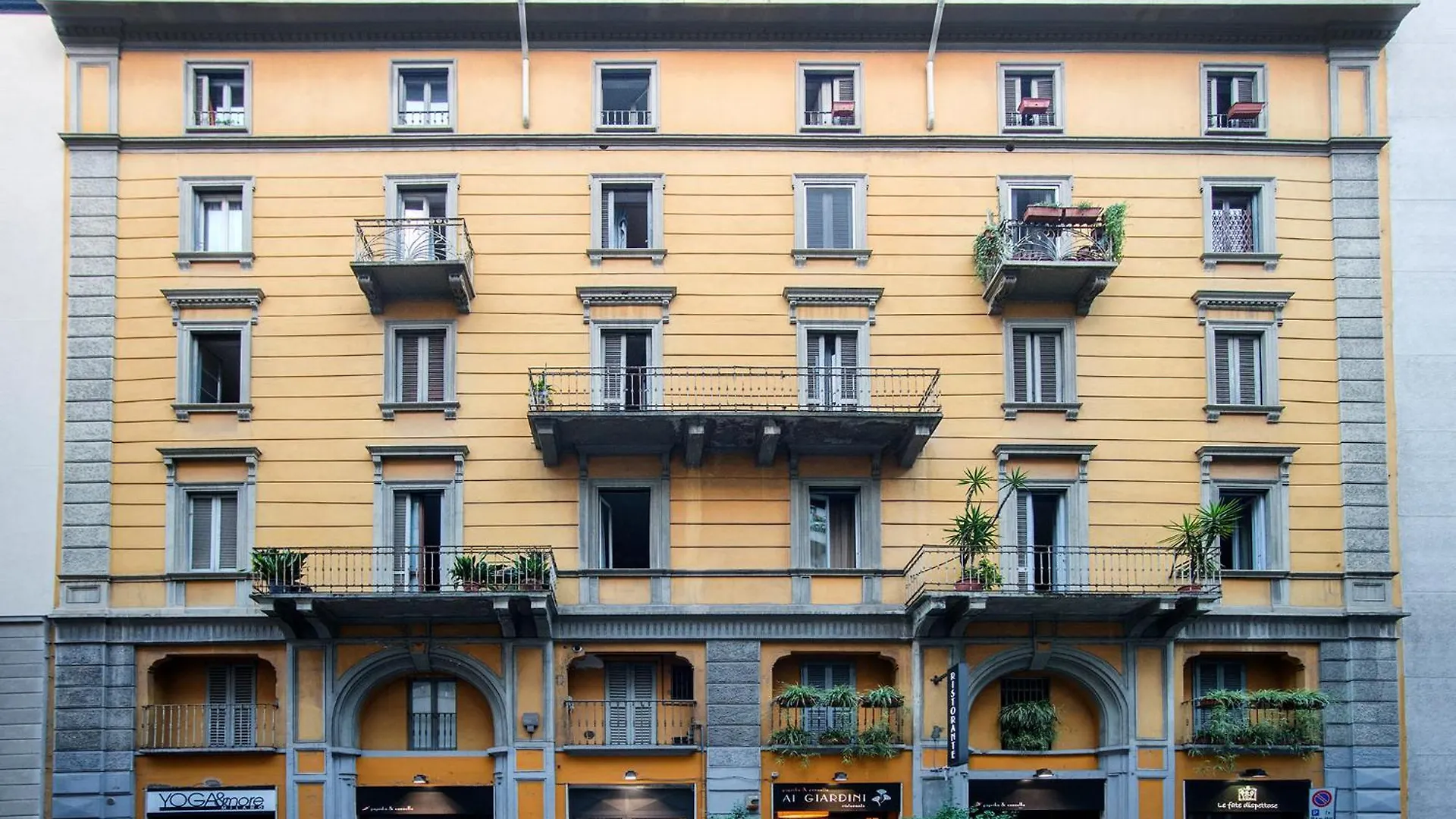 Alla Casa Di Gio Milan